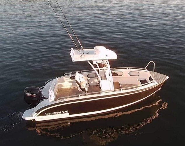Picture of Braveboat 570